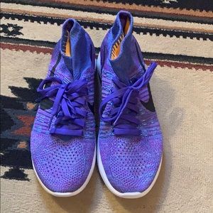 Brand New, size 10 Nike mesh sneakers